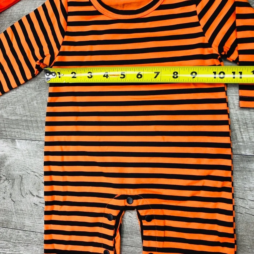 NWT BABY BAT ONESIE PAIR WITH HAT